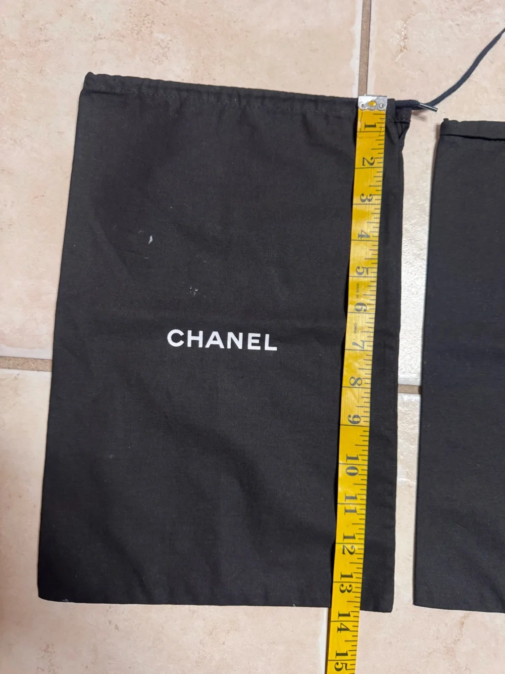 CHANEL pair drawstring